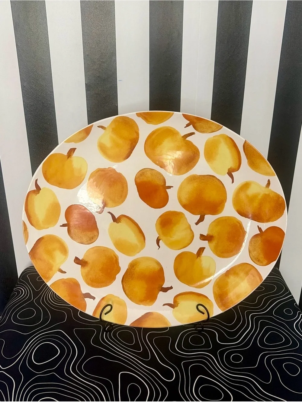 Crate & Barrel Large Oval Serving Platter 18